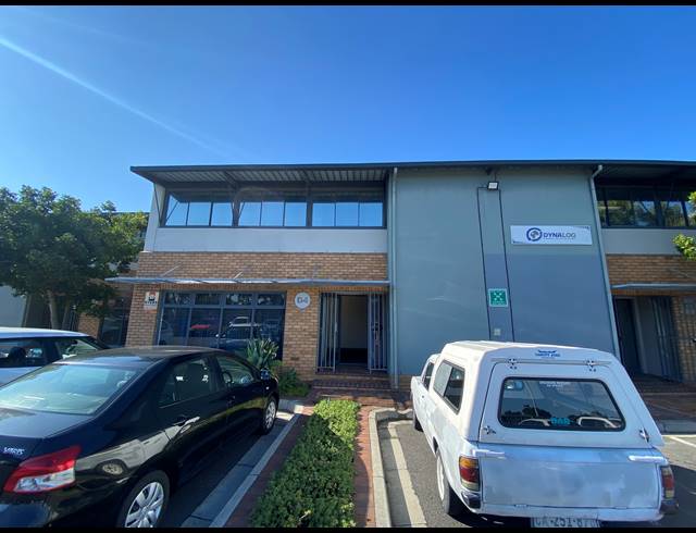 318M² WAREHOUSE TO LET IN AIRPORT INDUSTRIA